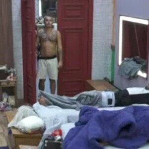 'A Fazenda 13': web já apontava estranheza na relação de Dynho e Sthe desde outubro