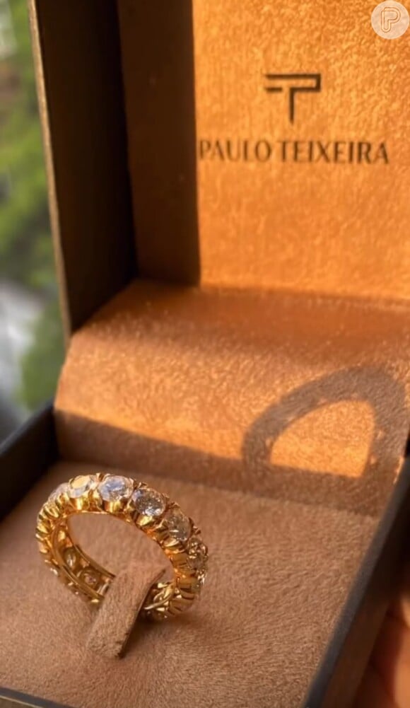 Designer de joias Paulo Teixeira conta que anel de Virgínia Fonseca tem 6 quilates de diamantes