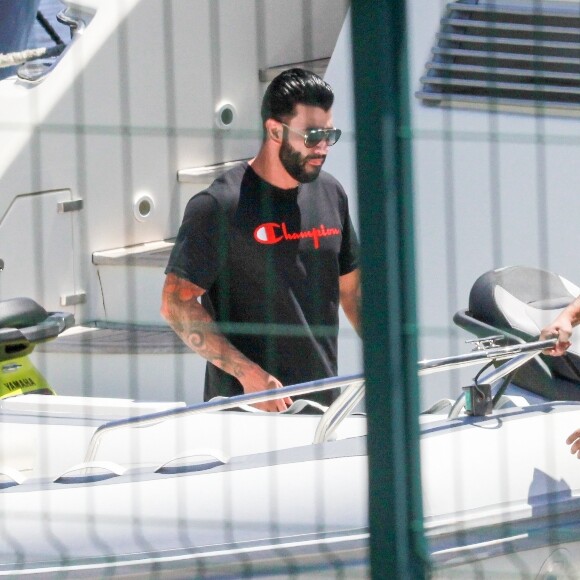 Barco de Gusttavo Lima é avaliado em R$ 25 milhões