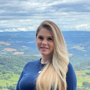 Bárbara Evans está grávida de seis meses