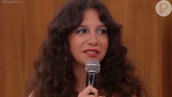 Priscilla Alcântara ficou sem graça com previsão de taróloga no 'Encontro com Fátima Bernardes'