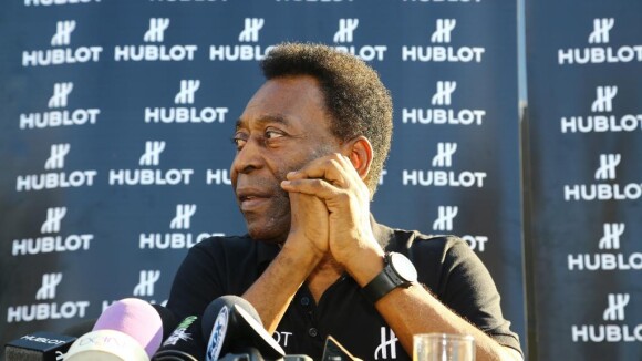 Pelé retira cateter usado em hemodiálise e segue em recuperação, diz hospital
