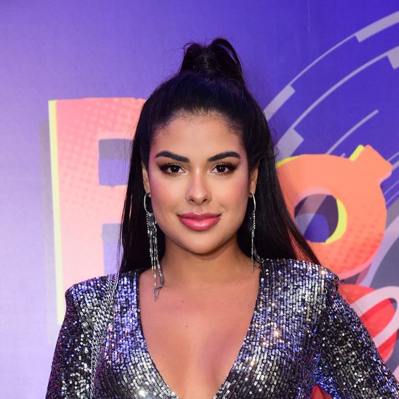 Munik Nunes prestigiou a festa de aniversário da youtuber Camila Loures em São Paulo