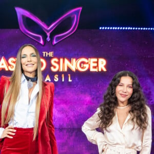 'The Masked Singer': os jurados do programa chutavam alguns nomes para a identidade do Camaleão, como Ney Matogrosso e até Justin Bieber