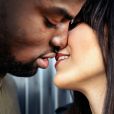 Herpes labial pode ser transmitida através do beijo, alerta especialista