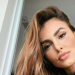 Neymar e Zé Felipe começaram a trocar farpas por causa de Isabella Arantes, amiga do jogador e ex-noiva do sertanejo