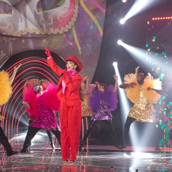 'The Masked Singer' especial de Carnaval tem Ivete Sangalo abrindo o programa ao som de 'O Mundo Vai'