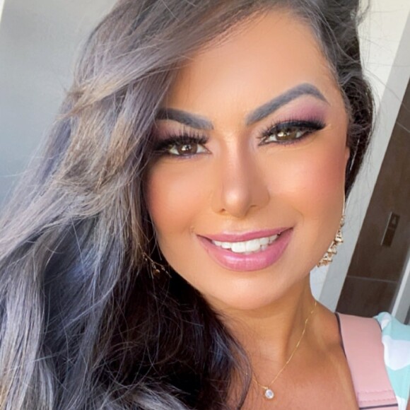 Paulinha Abelha tinha 43 anos e era conhecida como a musa do forró