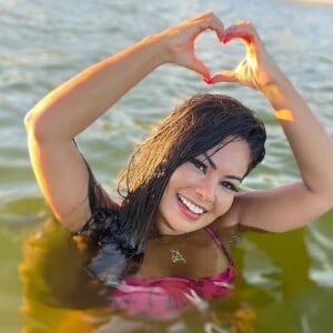 Morte de Paulinha Abelha: 'Temos que fazer o que ela gostava de fazer... Alegrar o público, espalhar o amor, fazer todos sorrirem', prosseguiu empresário