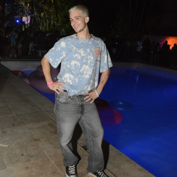 João Guilherme posou para fotos no show de Ludmilla, no Rio de Janeiro