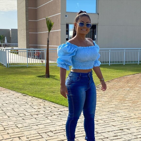 Paulinha Abelha teria ingerido 16 substâncias diferentes antes de passar mal