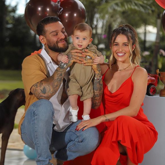 Lucas Lucco pediu respeito ao momento delicado na vida de ambos