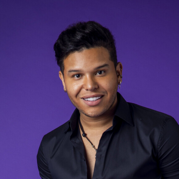 Tierry esclareceu para evitar polêmica: ''Eu ainda tô pagando' não é composição minha e é uma música que foi escolhida há quase dois meses'