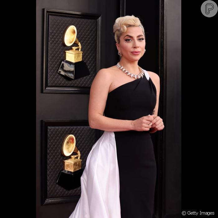Lady Gaga escolheu joias Tiffany &amp;amp; Co para seu look do Grammy 2022
