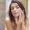 O acúmulo de suor na pele após exercícios pode causar até mesmo o aumento de acne