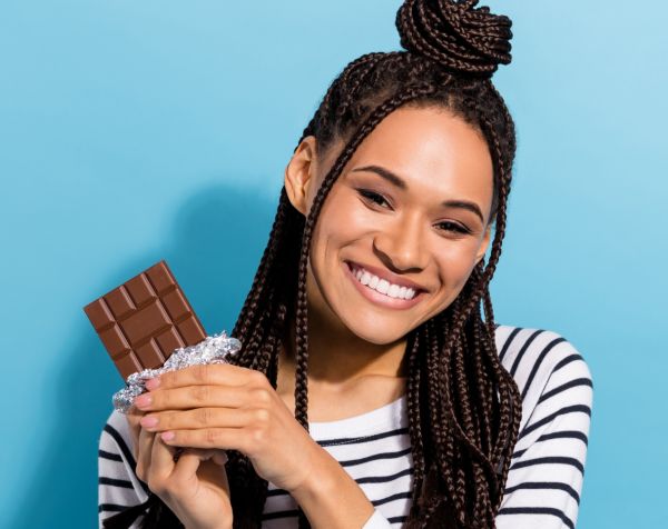 Chocolate causa acne na pele: mito ou verdade? M&eacute;dico tira d&uacute;vidas! -  Purepeople