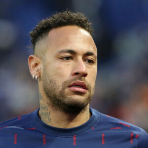 Neymar Jr. desabafou nas redes sociais dizendo estar cansado de fake news