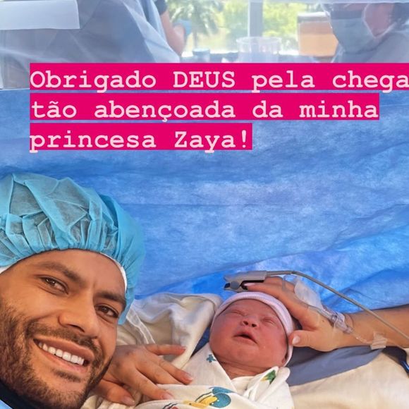 Hulk divulgou 1ª foto da filha, Zaya, nas redes sociais