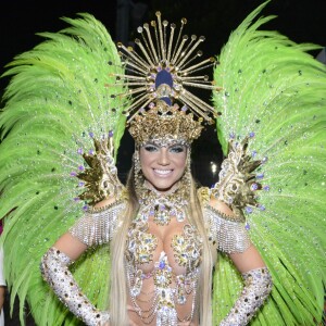 Hariany Almeida disse que o Carnaval a reergueu