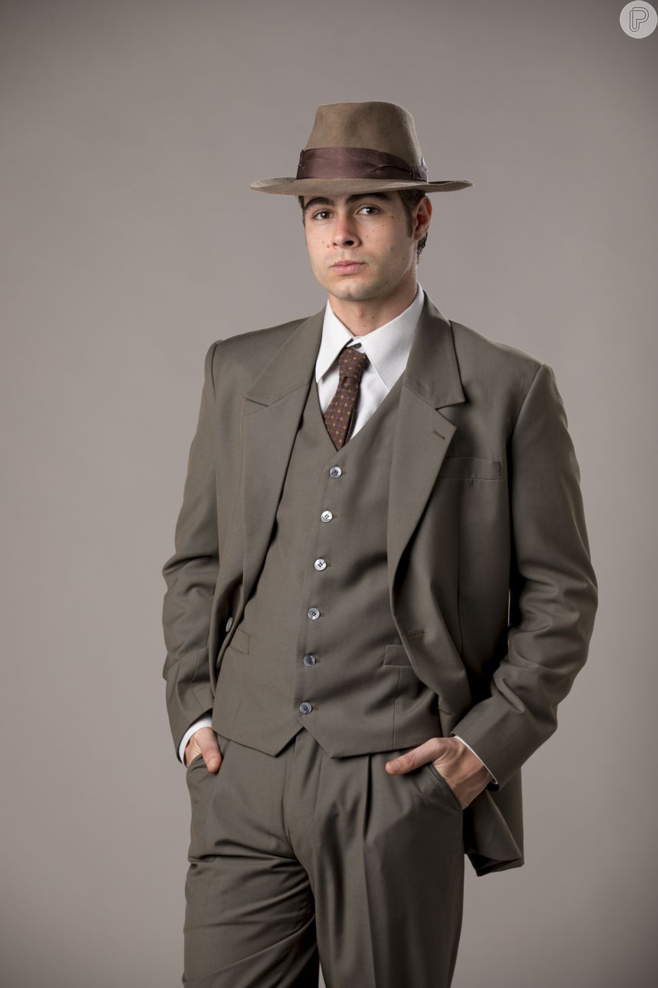 Davi (Rafael Vitti) assumiu filho de Rafael (Fabricio Belsoff) para escapar de chantagem na novela 'Além da Ilusão'