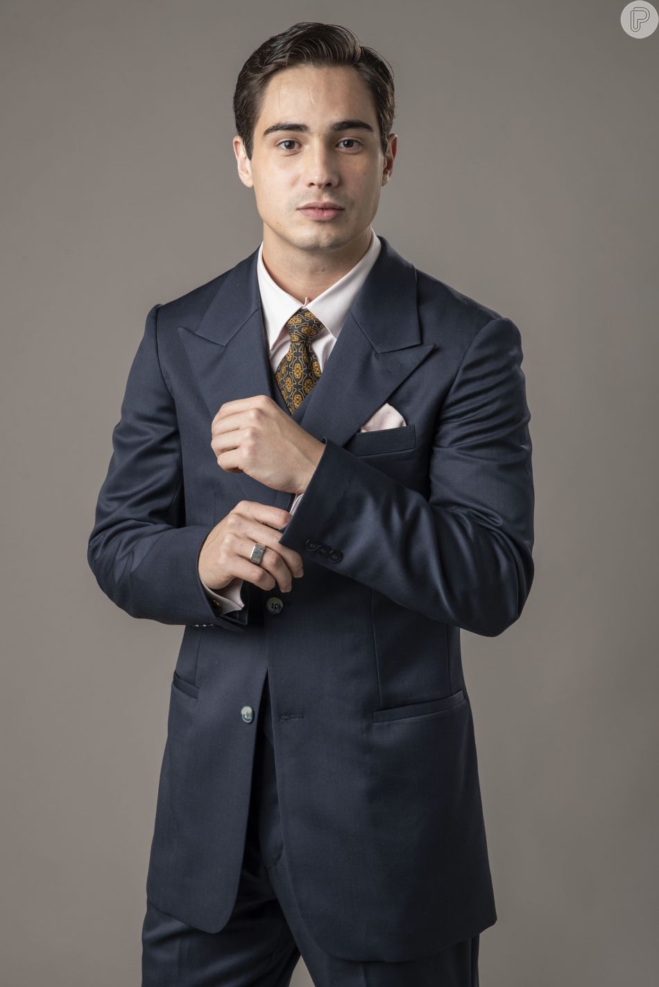 Joaquim (Danilo Mesquita) deu sorte em plano para acabar com namoro de Davi (Rafael Vitti) e Isadora (Larissa Manoela) na novela 'Além da Ilusão'