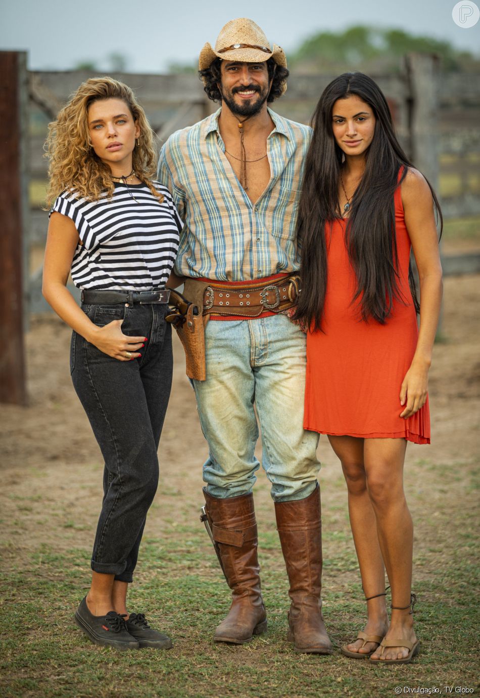 José Leôncio (Renato Góes/Marcos Palmeira) foi disputado por Filó (Letícia Salles/Dira Paes) e Madeleine (Bruna Linzmeyer/Karine Teles) na novela 'Pantanal'