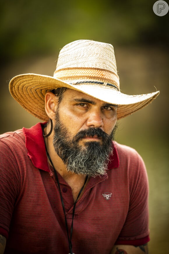 Juliano Cazarré vive Alcides no remake da novela 'Pantanal'