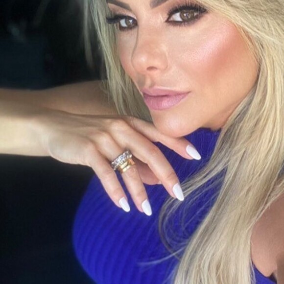 Poliana Rocha, mulher de Leonardo, voltou a causar grande repercussão ao falar de forma mais séria sobre as traições do cantor