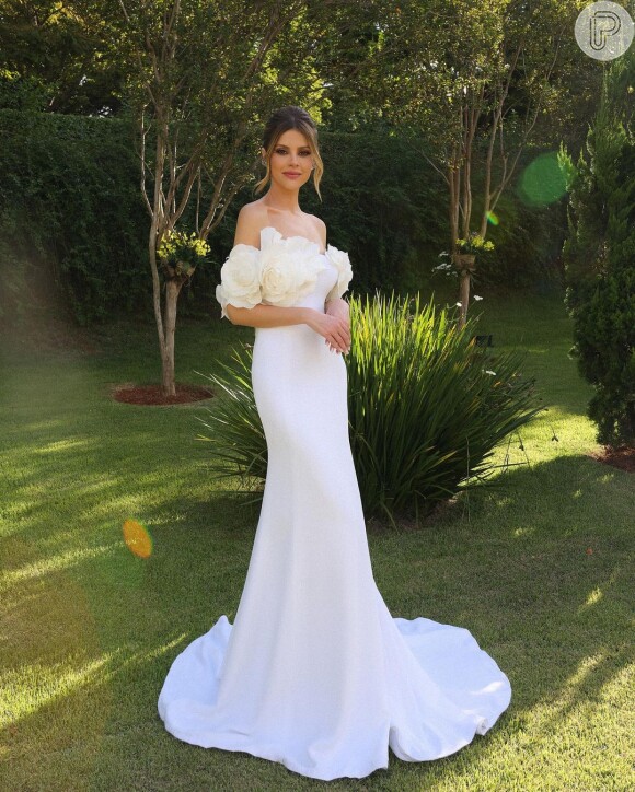 Lala Rudge usou vestido de noiva Oscar de La Renta em casamento civil