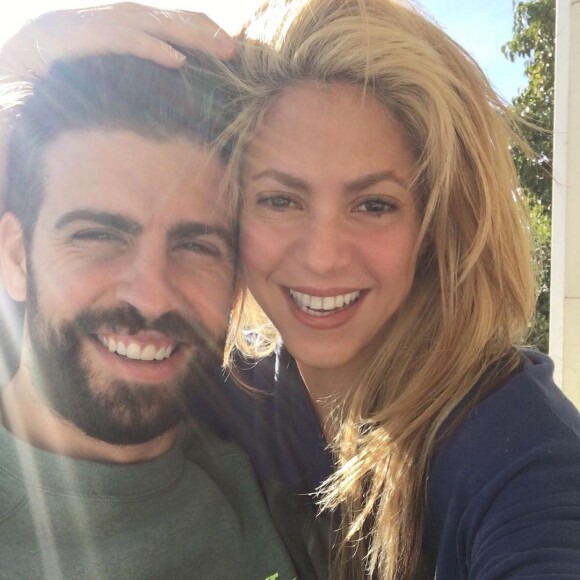 Shakira e Gerard Piqué teriam se separado depois que a cantora flagrou uma traição do atleta