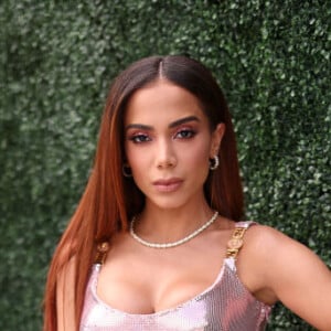 Anitta confirmou que já ficou com muitos homens, mas que nunca usou isso para se beneficiar na carreira