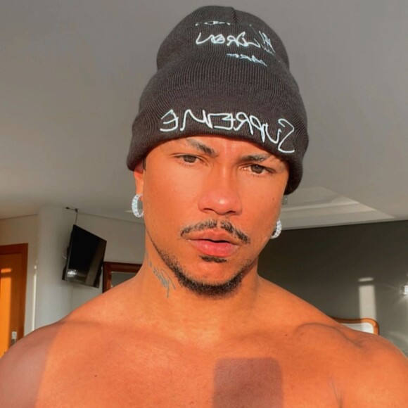 Após a notícia de affair, Yasmin Brunet e Xamã passaram a trocar elogios nas redes sociais