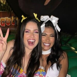 Do 'BBB 21' para a vida: o reencontro de Juliette e Pocah na festa junina de Anitta