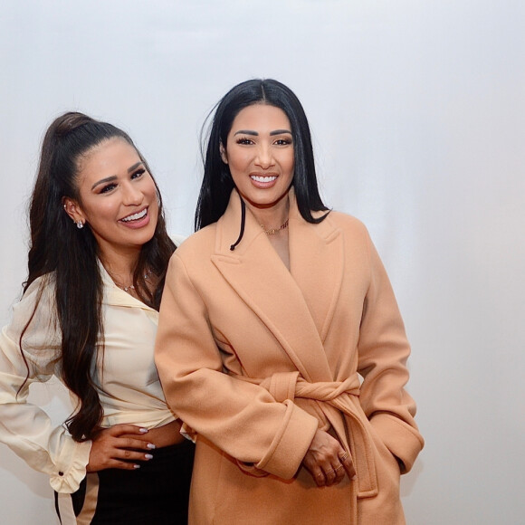 Simaria se atrasou para show e não deixou Simone terminar apresentação