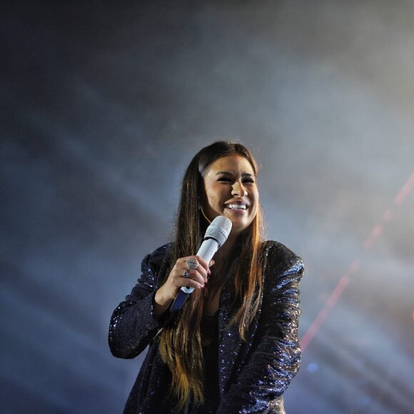 Simone cumpriu pela primeira vez a agenda de shows após o anúncio do afastamento da irmã, Simaria