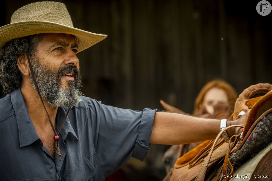José Leôncio diz não crer que namoro de Tadeu e Guta terá sucesso na novela 'Pantanal'