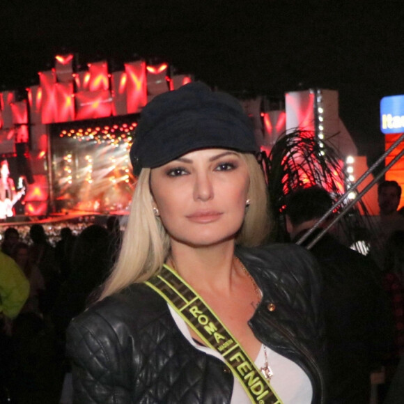 Antonia Fontenelle ofereceu ajuda a Klara Castanho