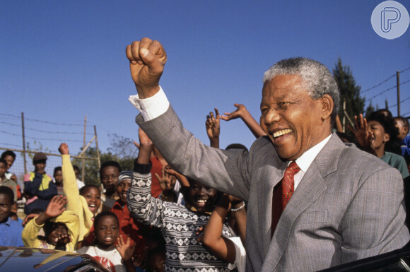 Um dos políticos mais conhecidos do mundo, Nelson Mandela perdeu o pai aos 9 anos