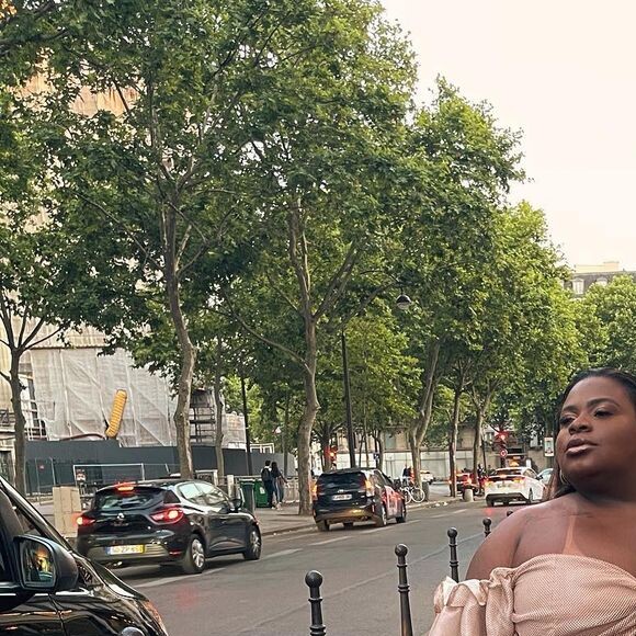 Jojo Todynho esbanjou estilo durante passeios em Paris