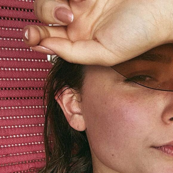 Larissa Manoela curte dia ao lado de amigos de  André Luiz Frambach