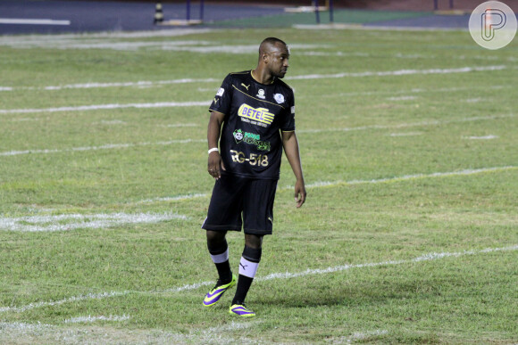 Thiaguinho joga futebol em evento beneficente que aconteceu em São Paulo nesta quarta-feira, 16 de dezembro de 2014