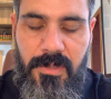 Juliano Cazarré apareceu visivelmente emocionado nas redes sociais e convocou o público para meditações com as palavras de São José