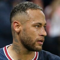 Neymar dá fora em seguidora que criticou postura de solteiro em relação com Bruna Biancardi