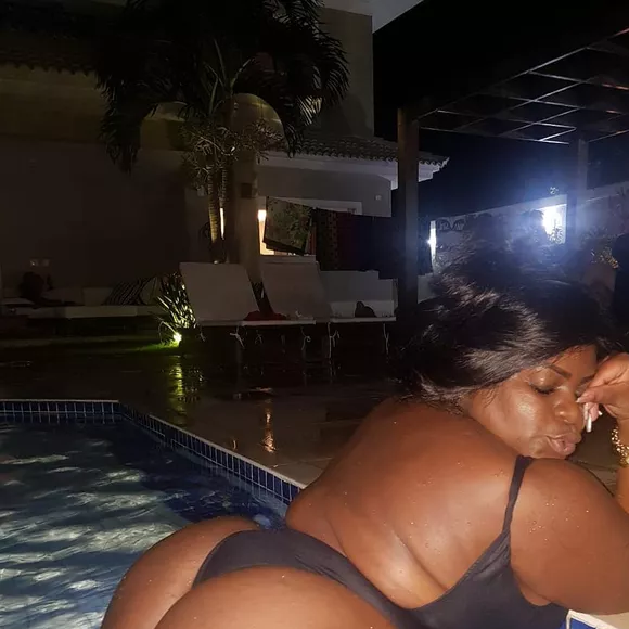 Antes mesmo do Round Glúteo, Jojo Todynho já exibia orgulhosa o bumbum nas redes sociais