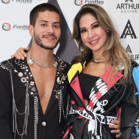 Arthur Aguiar avaliou cancelamento após Maíra Cardi expor traições no casamento