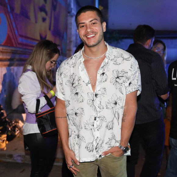 Arthur disse que iniciou vida sexual aos 11 anos