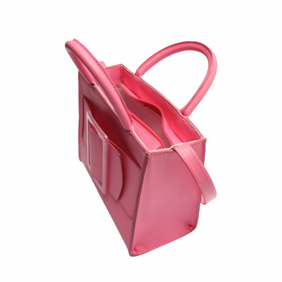 Bolsa em rosa vai deixar a trend Barbiecore em destaque no look: essa é a Eco Santorine, da My Shoes