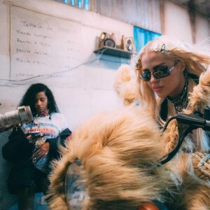 Luísa Sonza diz que se resolveu com Elana após polêmica