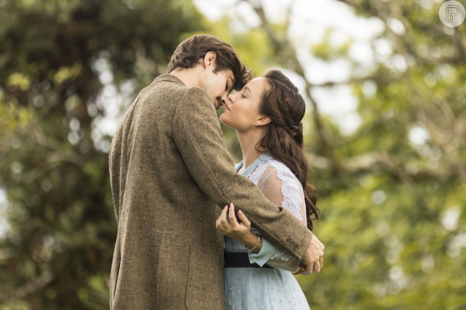 Isadora faz Matias assumir a culpa no assassinato de Elisa ao se passar pela irmã, no fim da novela 'Além da Ilusão'