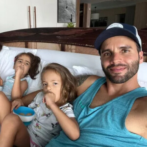 Ivete Sangalo também é mãe das gêmeas Marina e Helena, de 4 anos, da união com o nutricionista Daniel Cady